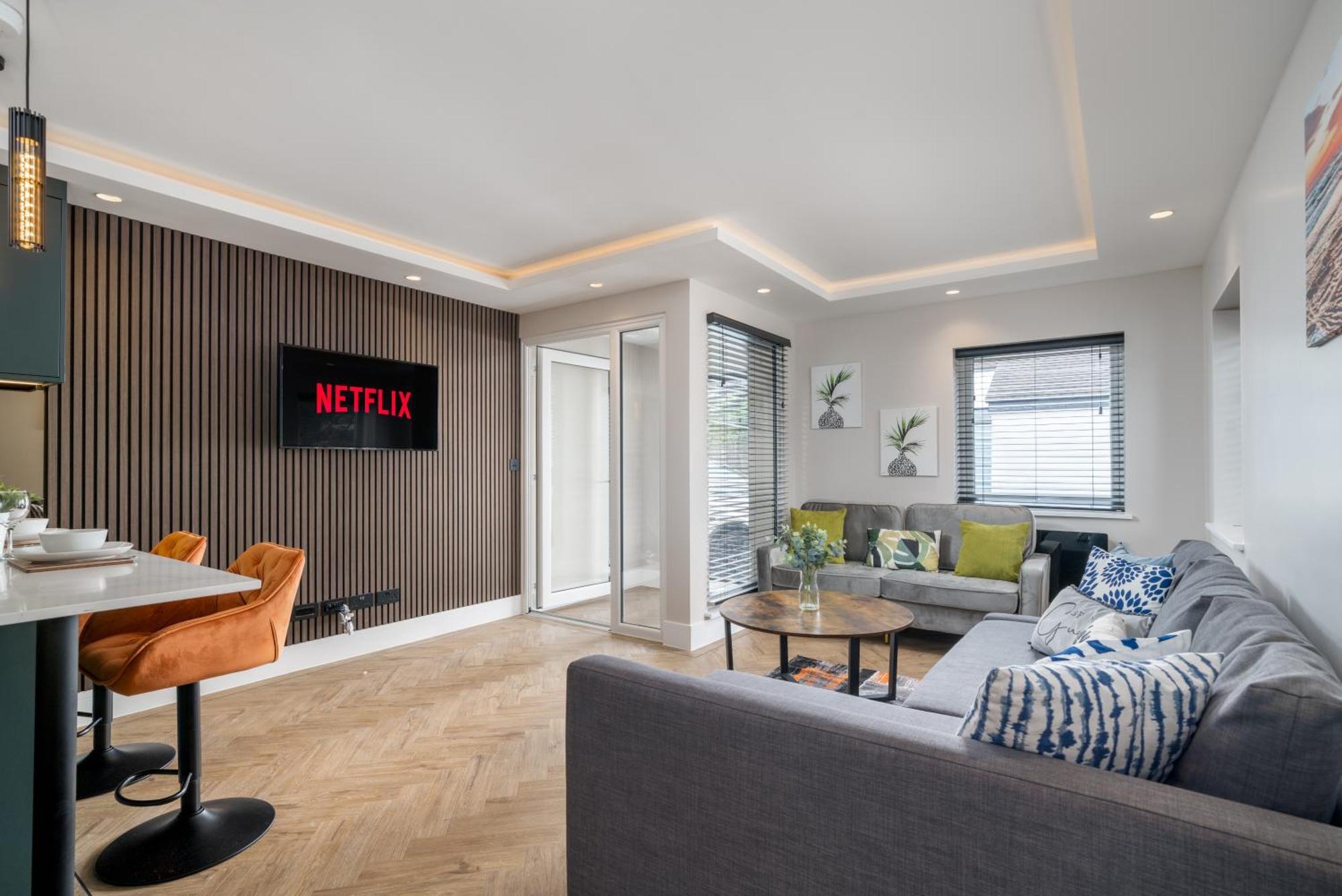 Skyvillion - Cozy Large 4 & 1 Bed Apartments In London Enfield, Mins To Tube Station, Free Wi-Fi Екстер'єр фото